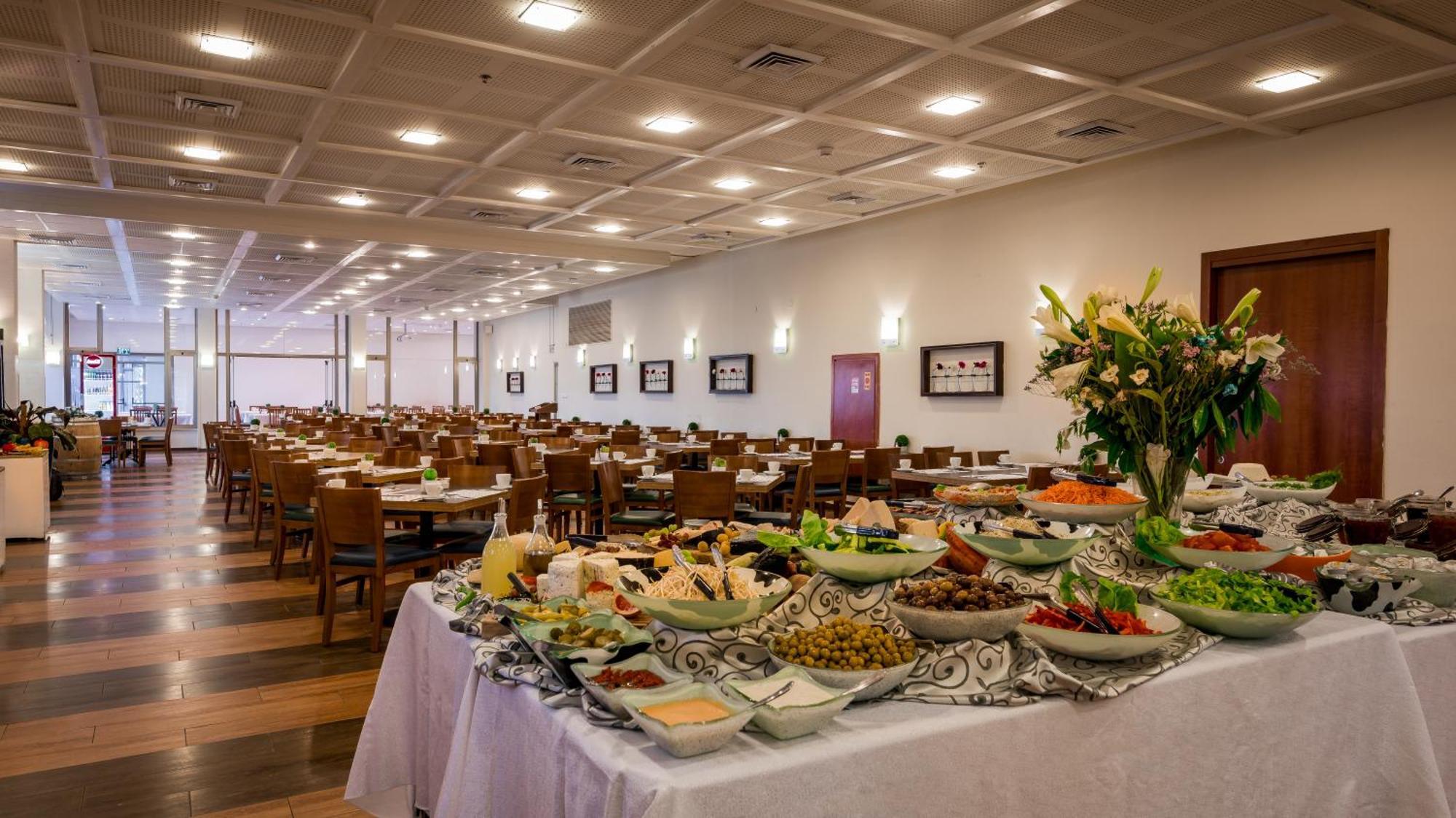 C Hotel เนเว อิลาน ภายนอก รูปภาพ